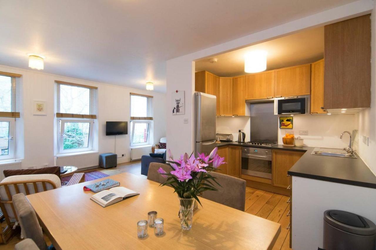The Cottage. Woodlands, West End. 글라스고 외부 사진